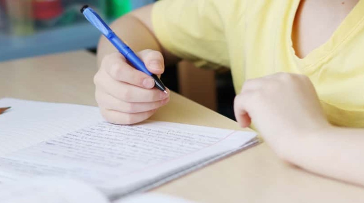 مقررات شهر ابريل للصف الرابع الابتدائي  3